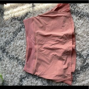 Lululemon play off pleats skirt